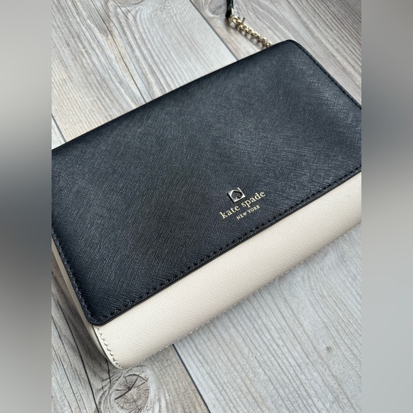 ✨Kate Spade crossbody - Picture 1 of 15